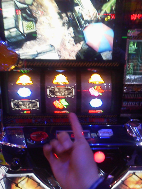 「パチスロバイオハザード5」に載せた写真 1枚目
