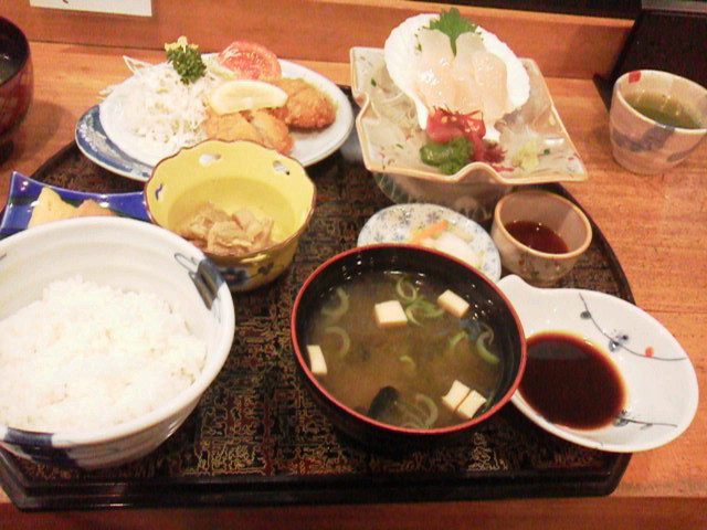 「名物 ホタテづくし定食」に載せた写真 1枚目