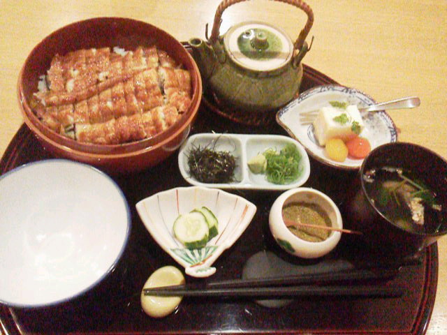 「名物 ひつまぶし」に載せた写真 1枚目